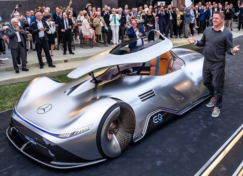 مرسيدس بنز تطلق سهمها الفضي مع سياراتها الجديدة Mercedes EQ 2019-MERCEDES-EQ