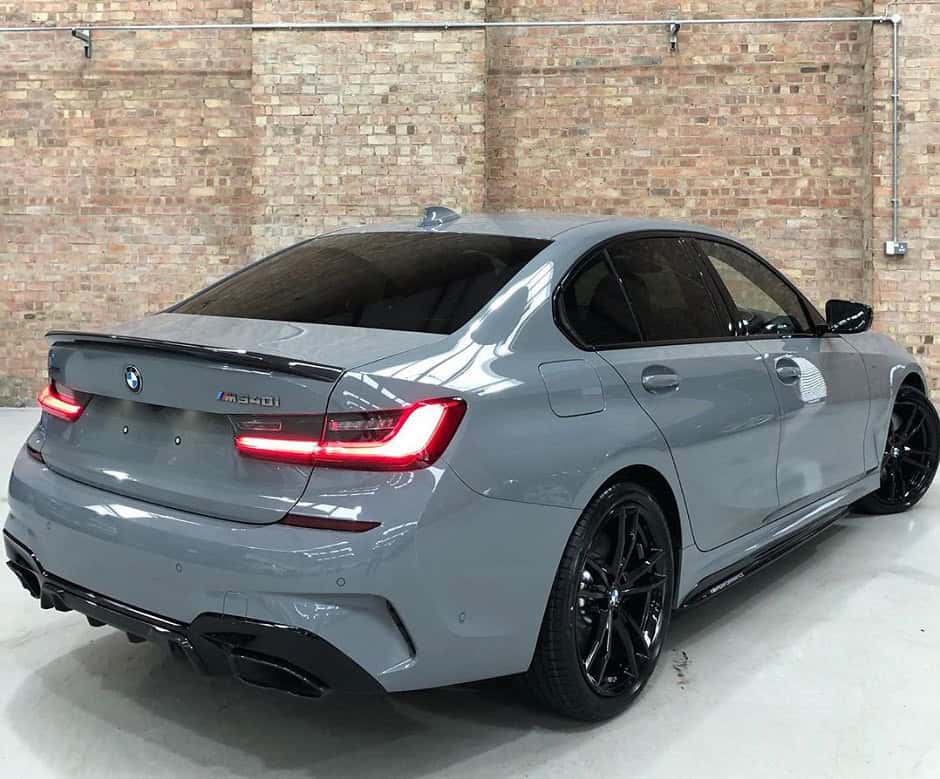 لون سيارة ناردو جراي غطى هيكل بي ام دبليو M340i 2020 عرب جي تي